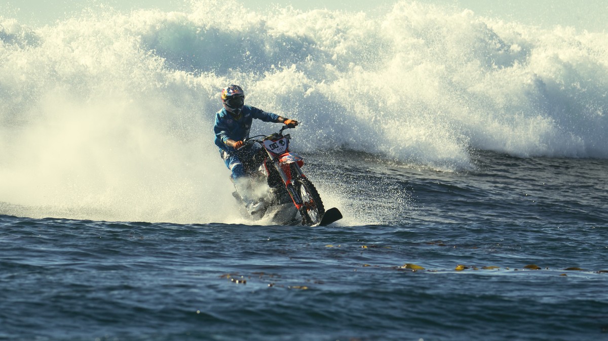 Pipe Dream 2: Robbie Maddison's Journey to Ride the World's Bigge...